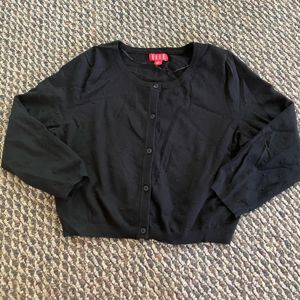Elle women’s shrug sweater size medium color black new without tags